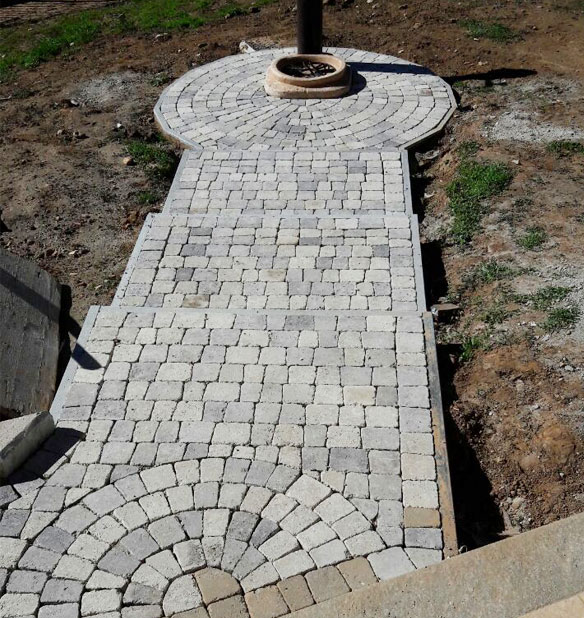 Ditta Posa Autobloccanti in Cls